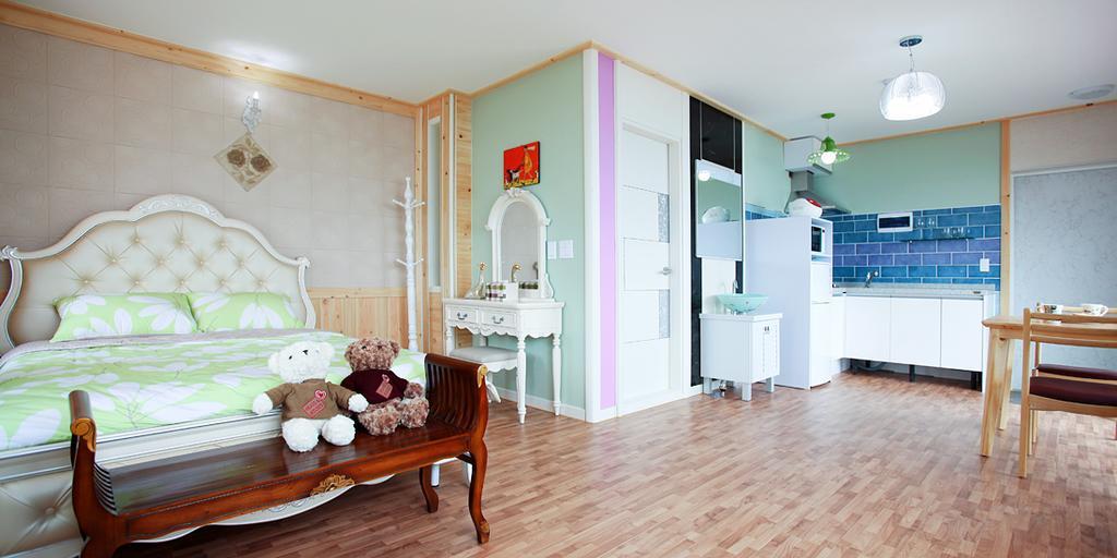 Willa Montmartre Namhae Zewnętrze zdjęcie